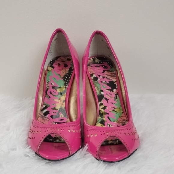 Betsyville Shoes - Betsey Johnson Betseyville Pink Peep-Toe Retro Pinup  Feminine Coquette Girl